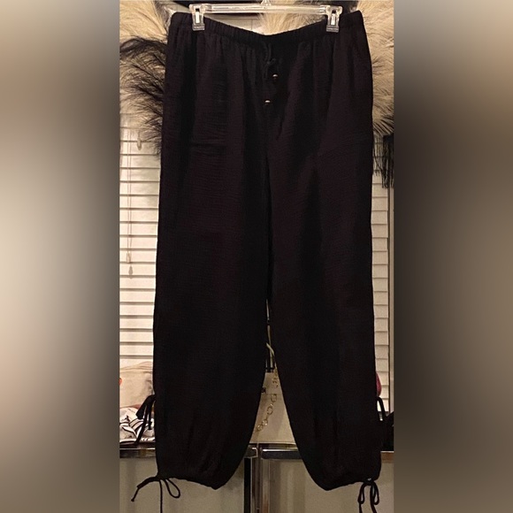 Torrid Black Pull On High Rise Joggers - Size 1X - Like New! - Picture 8 of 13